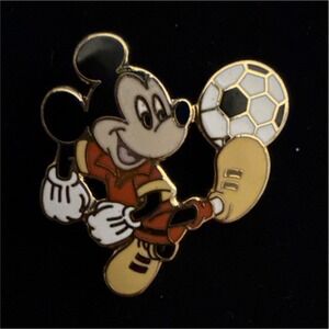 Disney Mickey Mouse Soccer Single Collectible Pin Official Y2K 2000